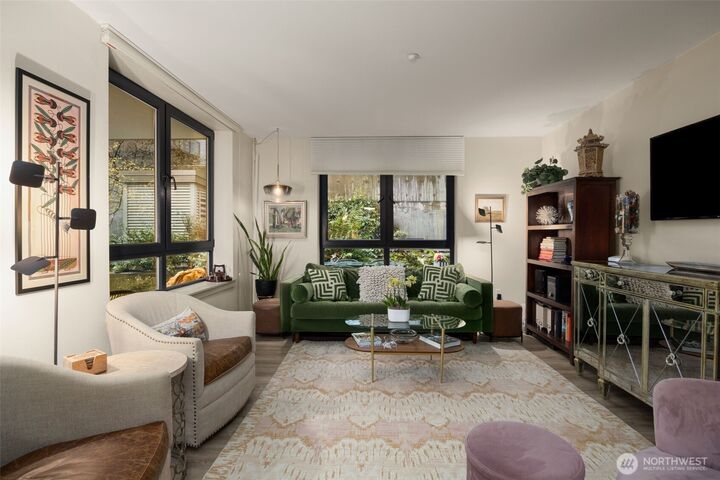 Property Photo: 1530 NW Market Street 208 WA 98107