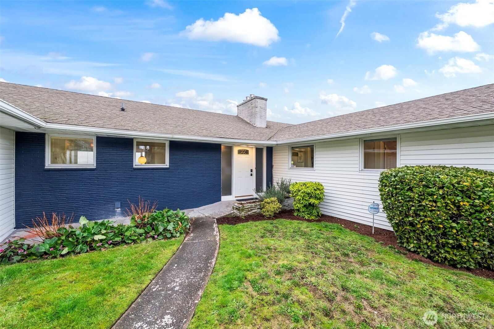 Property Photo:  1730 S Jackson Avenue  WA 98465 