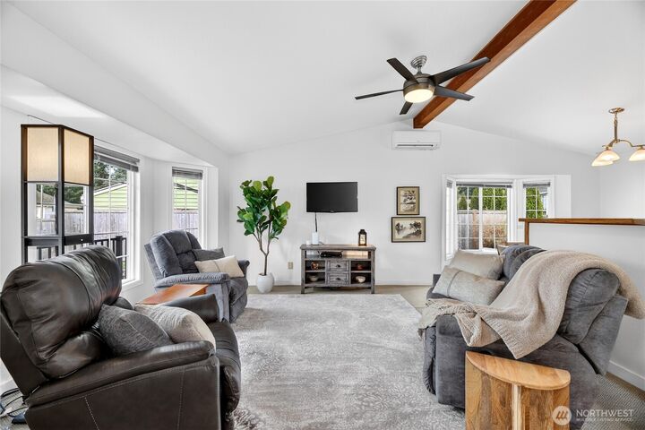 Property Photo:  26012 SE 192nd Place  WA 98042 