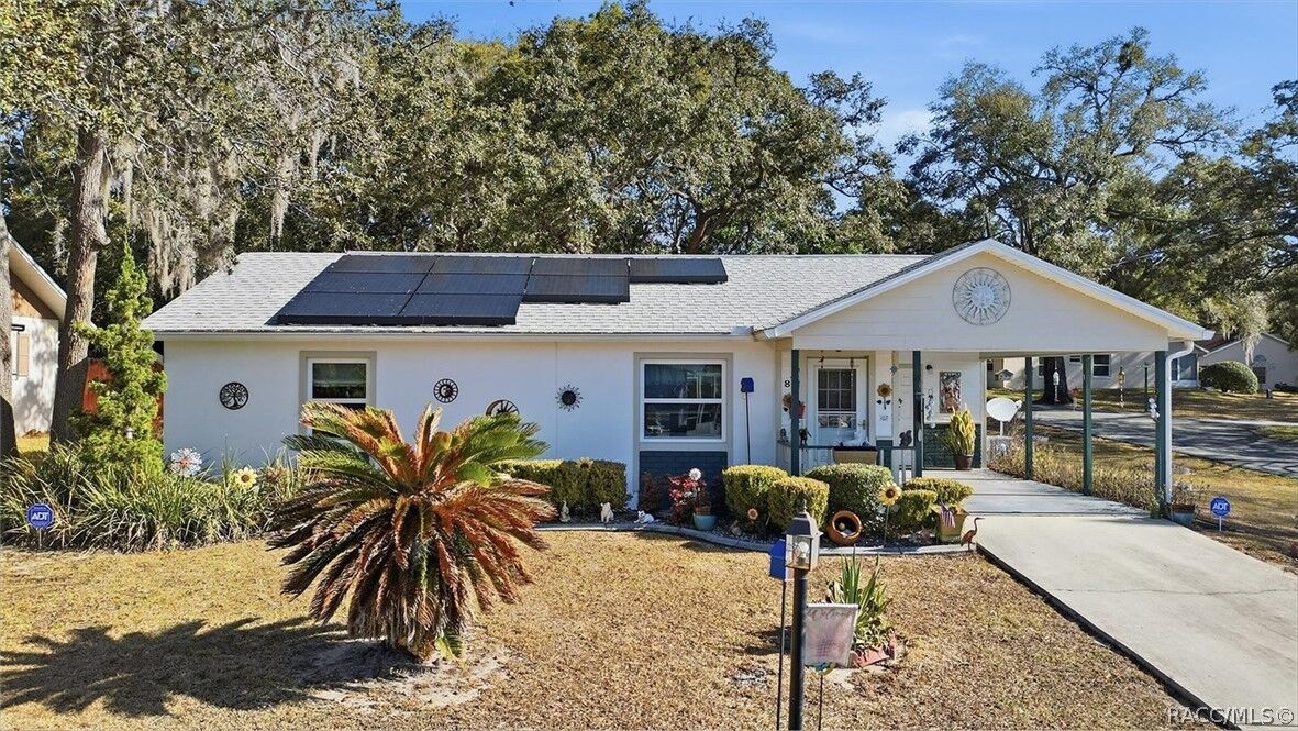 Property Photo:  81 S Rose Avenue  FL 34465 