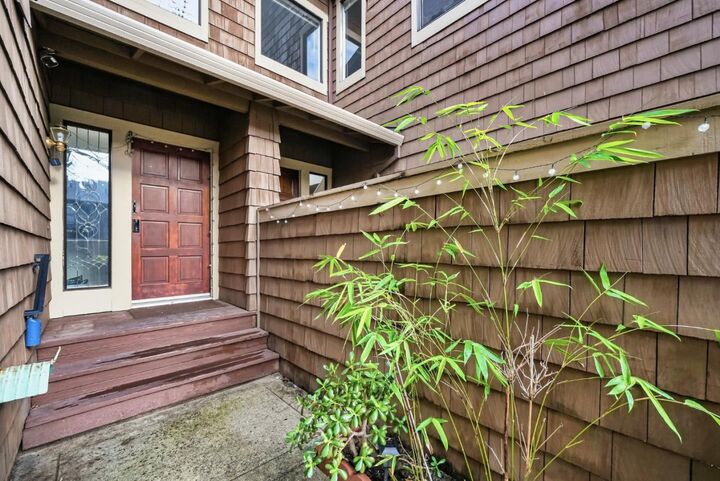 Property Photo:  43548 Ocaso Corte  CA 94539 