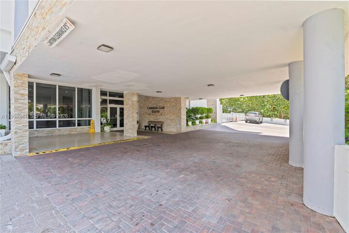 Property Photo:  5001 Collins Ave 5K  FL 33140 