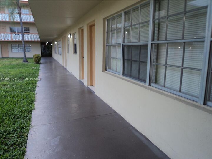 Property Photo: 11855 NE 19th Dr 5 FL 33181