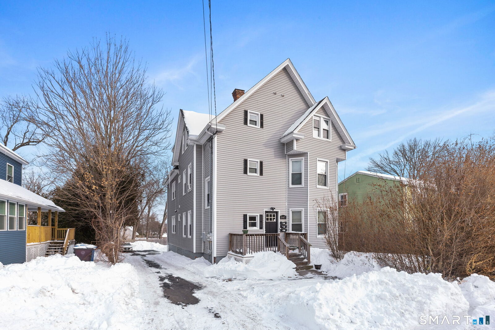 Property Photo:  547 East Street  CT 06051 