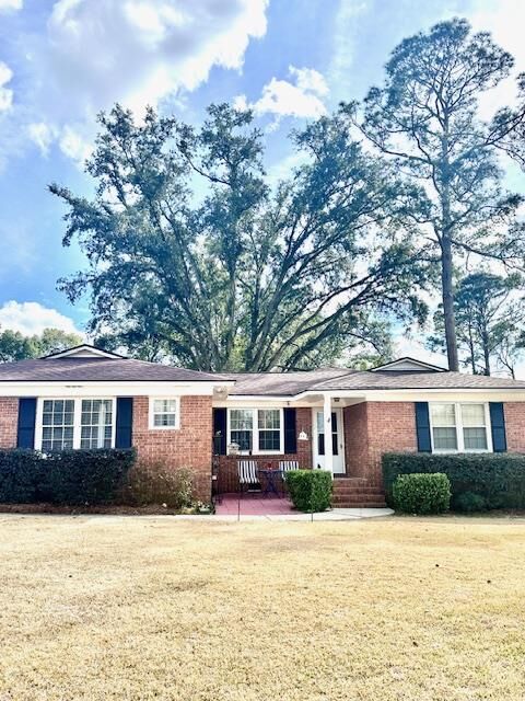 Property Photo:  2219 Riverside Dr  GA 31602 