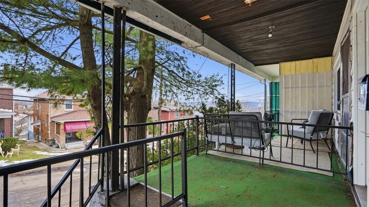 Property Photo:  2123 Lloyd Avenue  PA 15218 