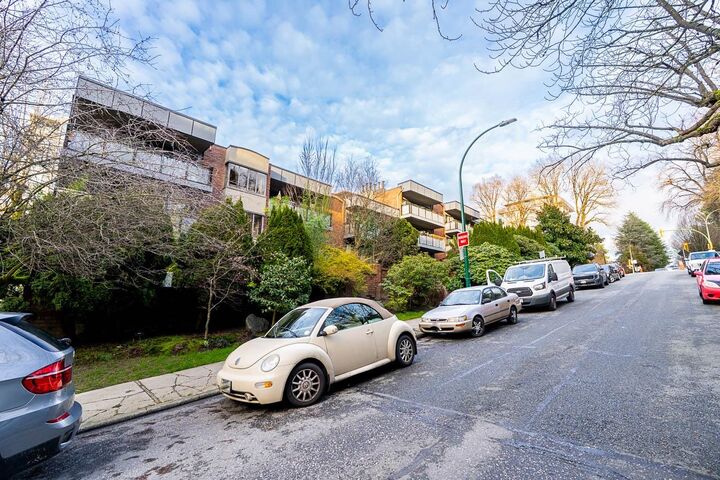 Property Photo:  1405 W 15th Avenue 605  BC V6H 3R2 