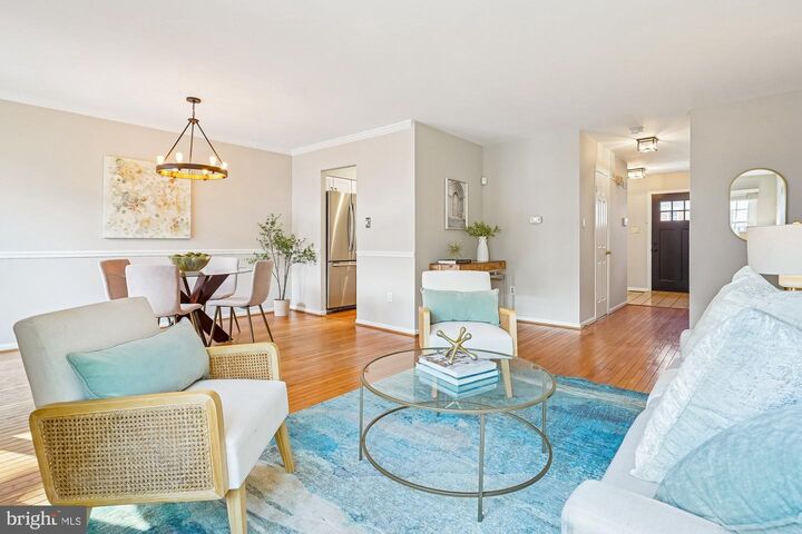 Property Photo:  8826 Surveyors Place  VA 22152 