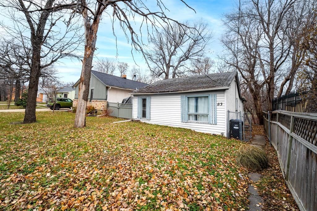 Photo de la propriété:  83 Clayton Drive  MB R2M 1G1 