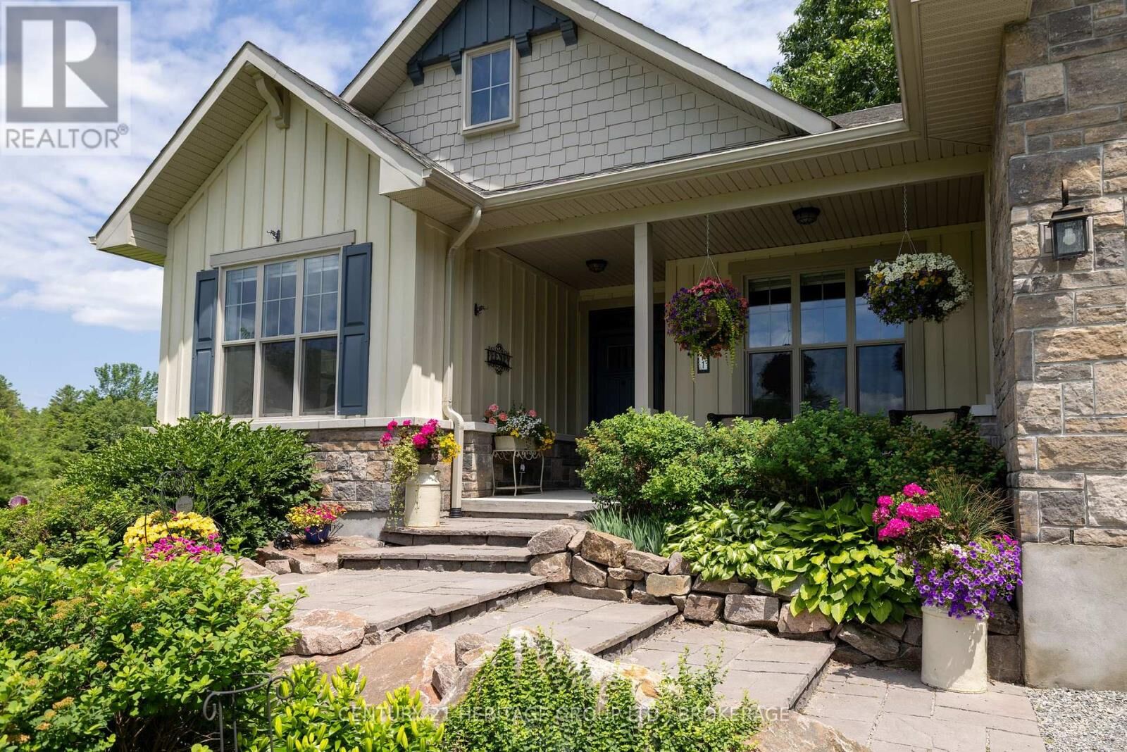 Property Photo: 1071 Cranberry Cove Lane 13 ON K0H 2N0