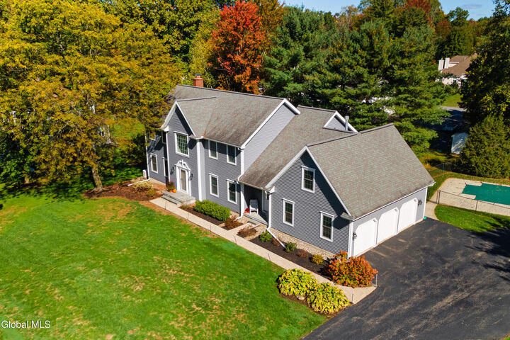 Property Photo:  18 Dublin Drive  NY 12309 