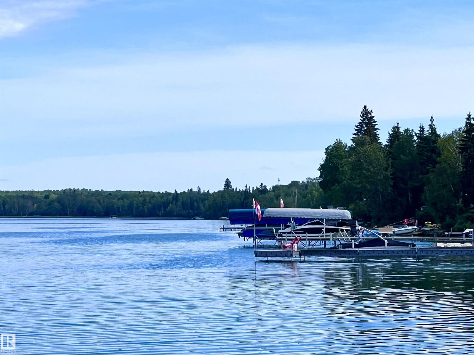 Property Photo: 4008 Nakamun Drive AB T0E 1V0