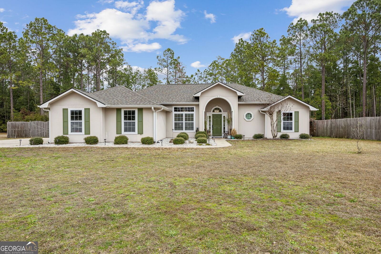 Property Photo:  114 Cypress Bend  GA 31548 