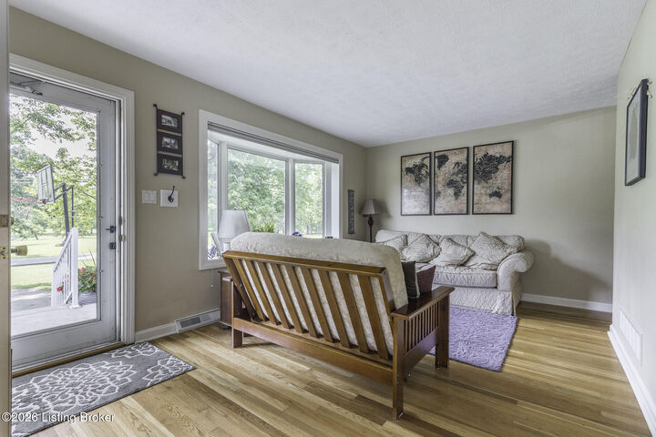 Property Photo:  10703 Cedar Creek Rd  KY 40229 