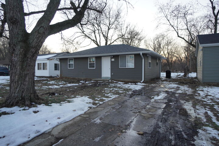 Property Photo: 1260 Idaho Street IN 46403
