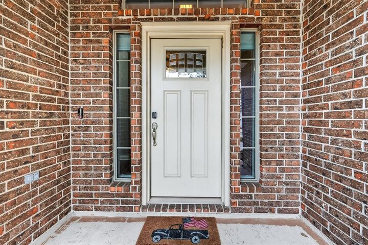 Property Photo:  209 April Waters Drive W  TX 77356 