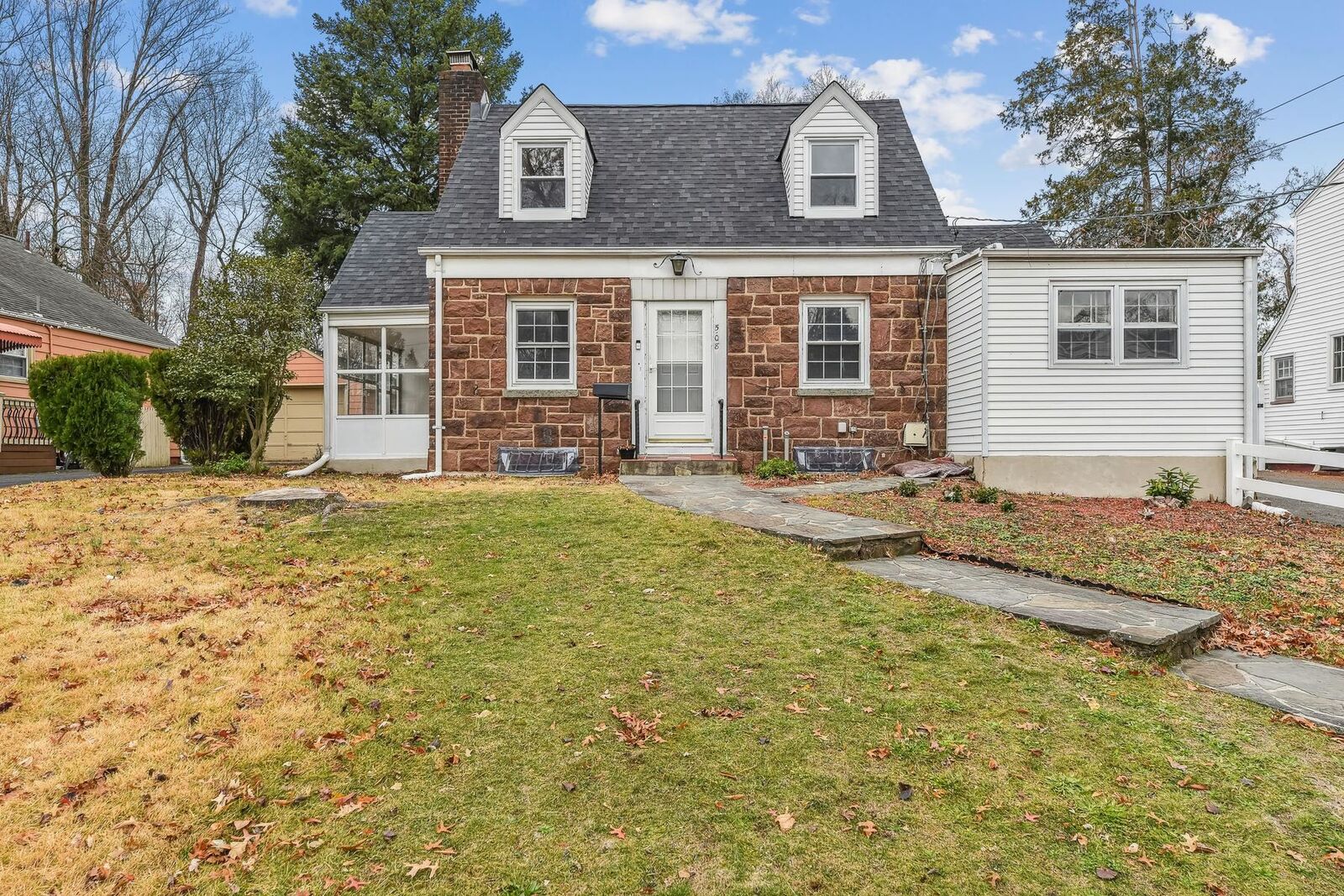 Property Photo:  5-08 Essex Pl  NJ 07410 