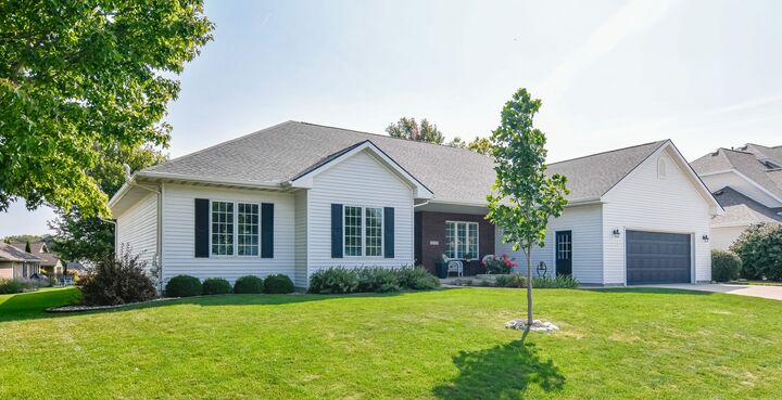 Property Photo: 4609 Ashwood Drive IA 50322