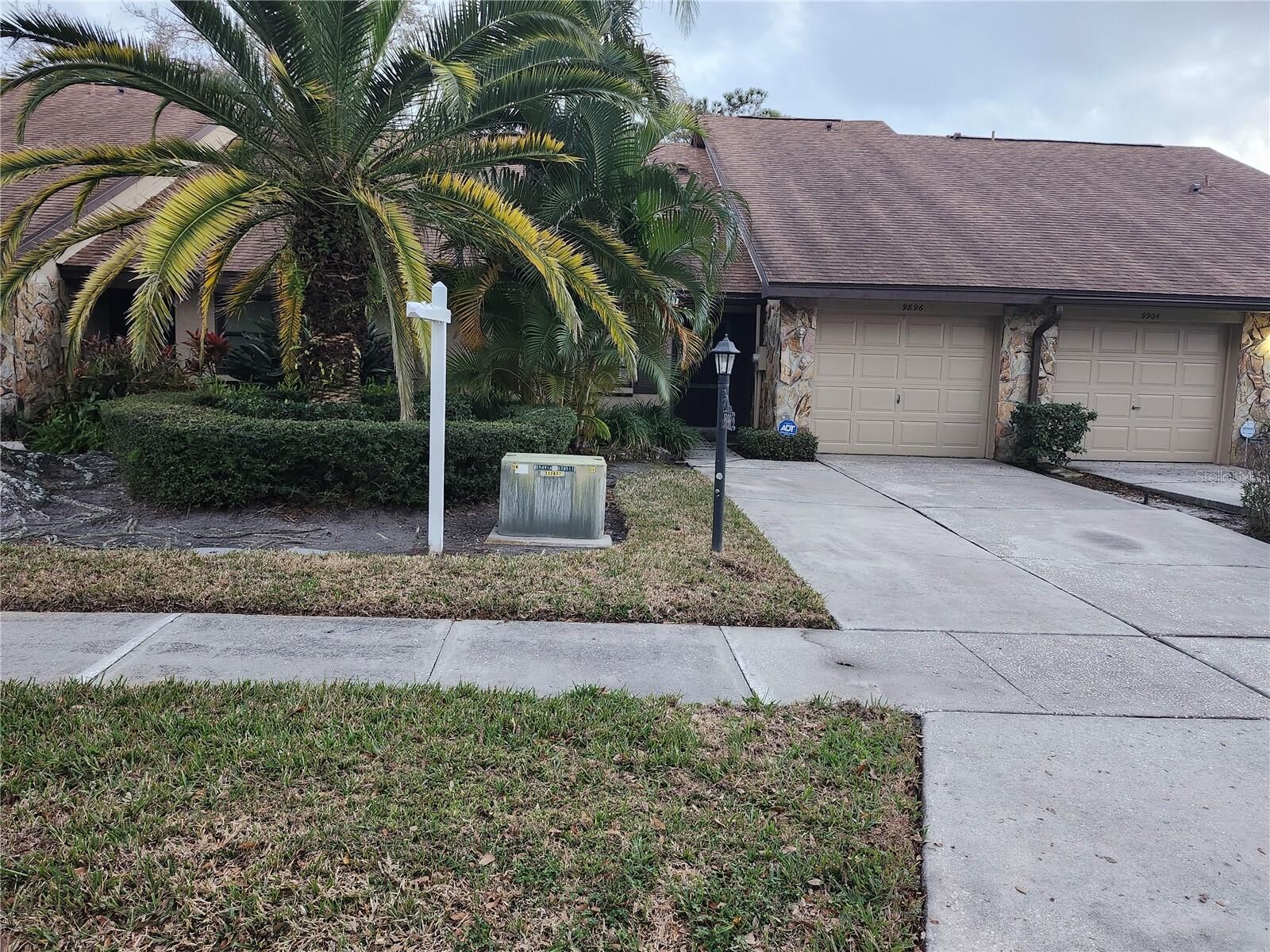 Property Photo:  9896 Lake Seminole Drive E  FL 33773 