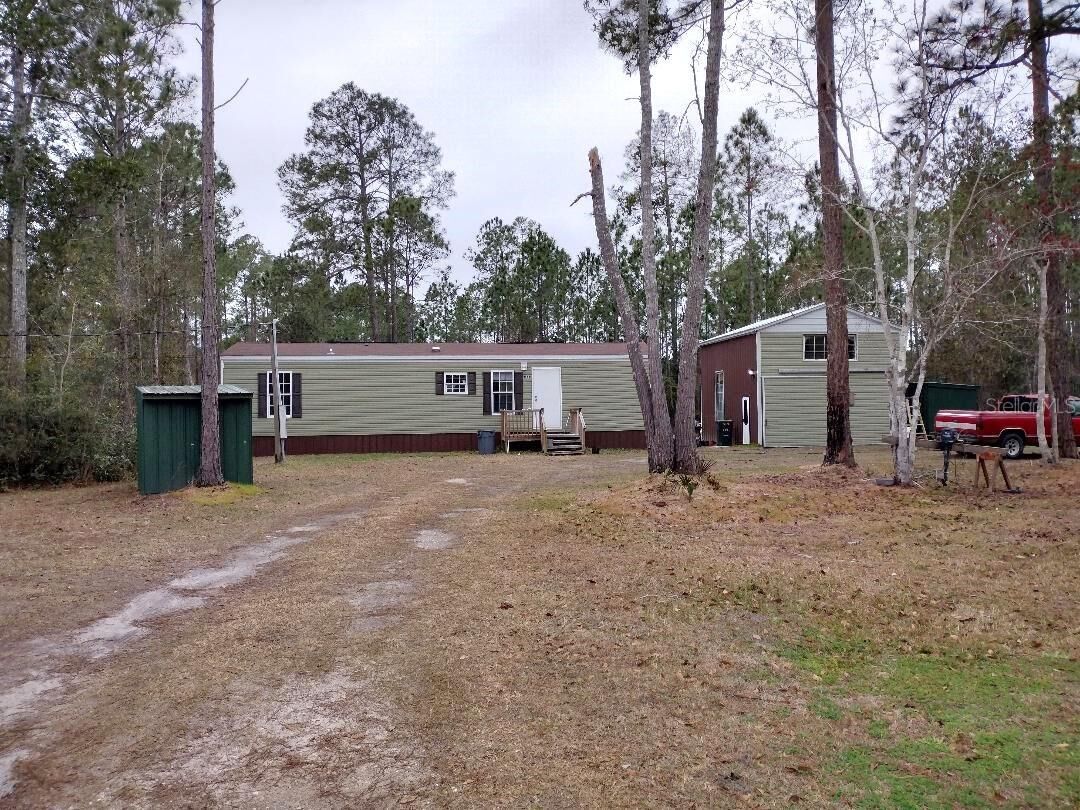Property Photo: 1568 Hazelnut Street FL 32110