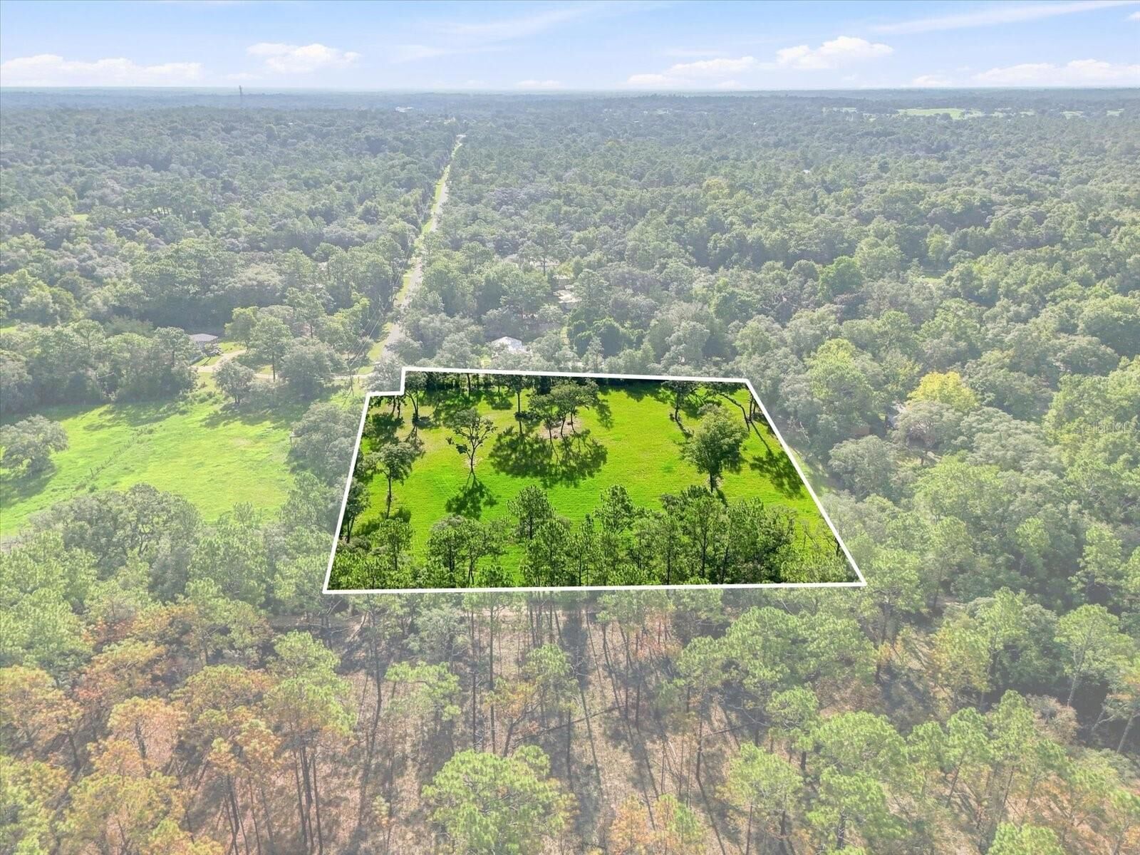 Property Photo:  2720 E Fawn Court  FL 34452 