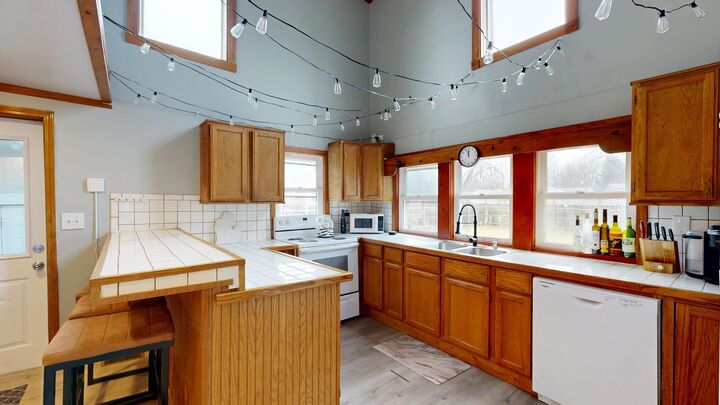 Property Photo: 421 Harold Street MI 48708