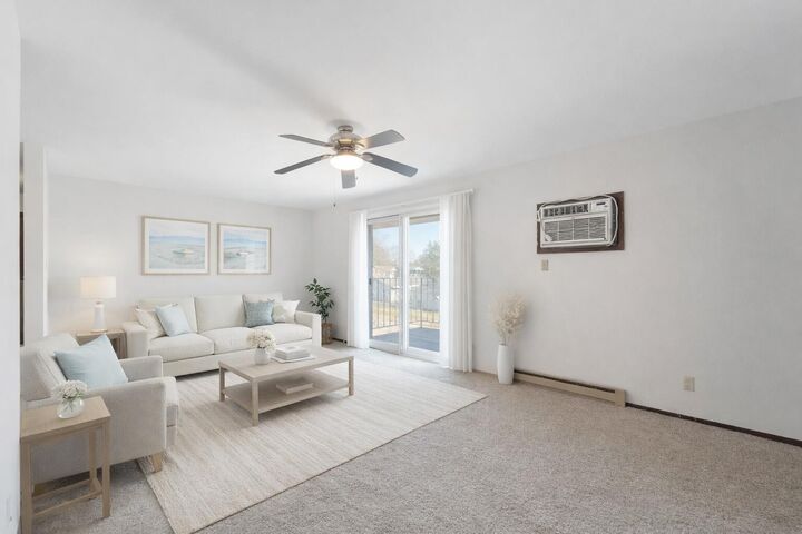 Property Photo:  4909 Scotts Way 203  WI 53402 