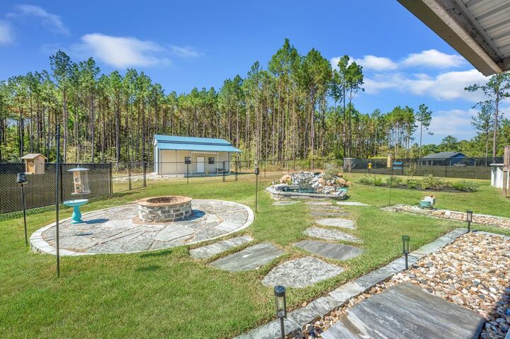 Property Photo: 2904 Tidwell Road TX 75941