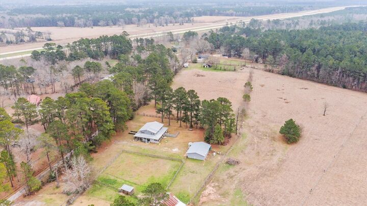 Property Photo:  720 Morris Rd  TX 75941 