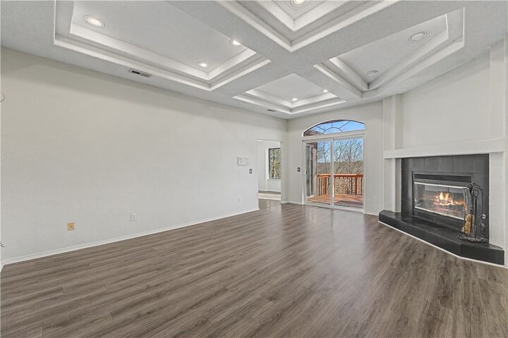 Property Photo: 13 Blenheim Lane AR 72715