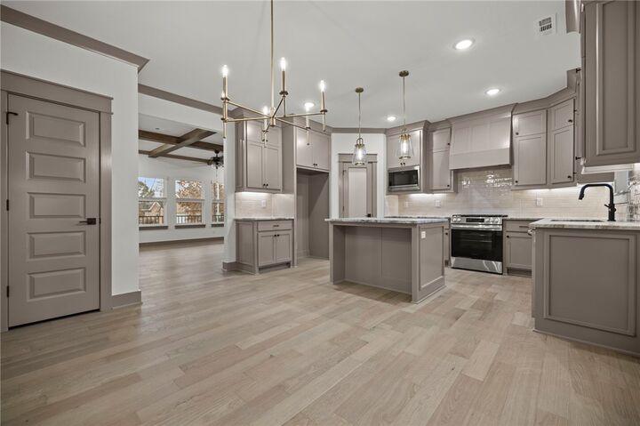 Property Photo: 9 Stringer Lane AR 72715