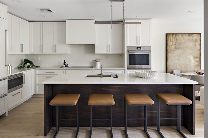 Property Photo:  20 Kinmonth Rd 4  MA 02468 