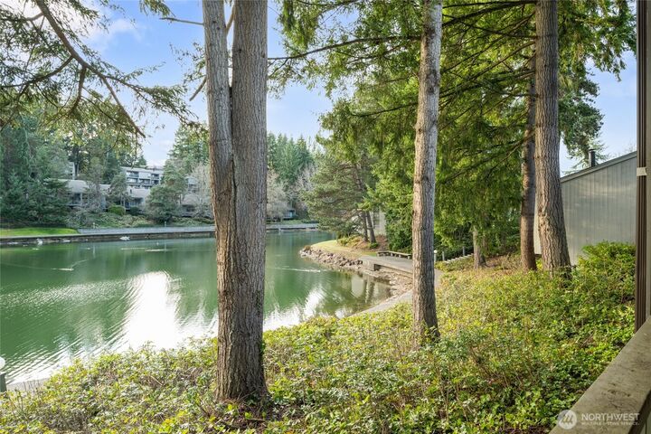 Property Photo:  6351  139th Place NE 64  WA 98052 