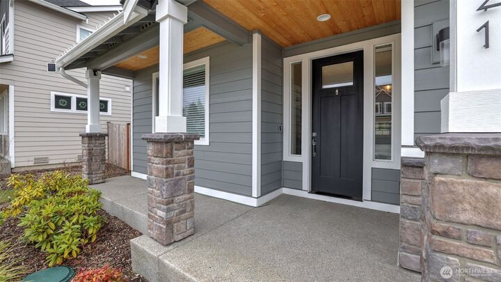Property Photo: 10921 71st Avenue Ct E WA 98373