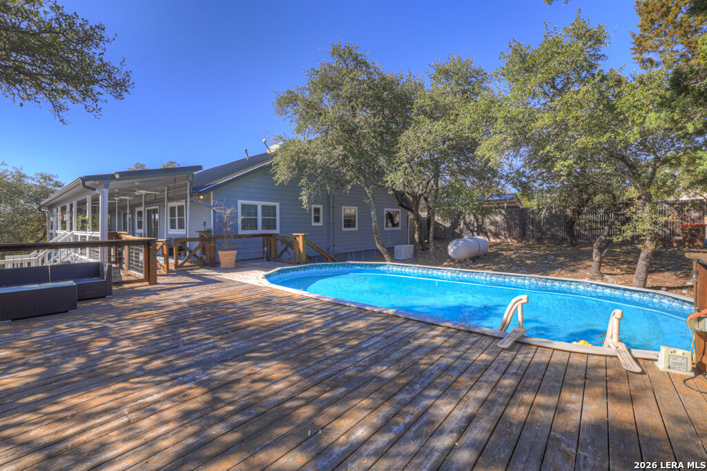 Property Photo:  410 Jaylee  TX 78133 