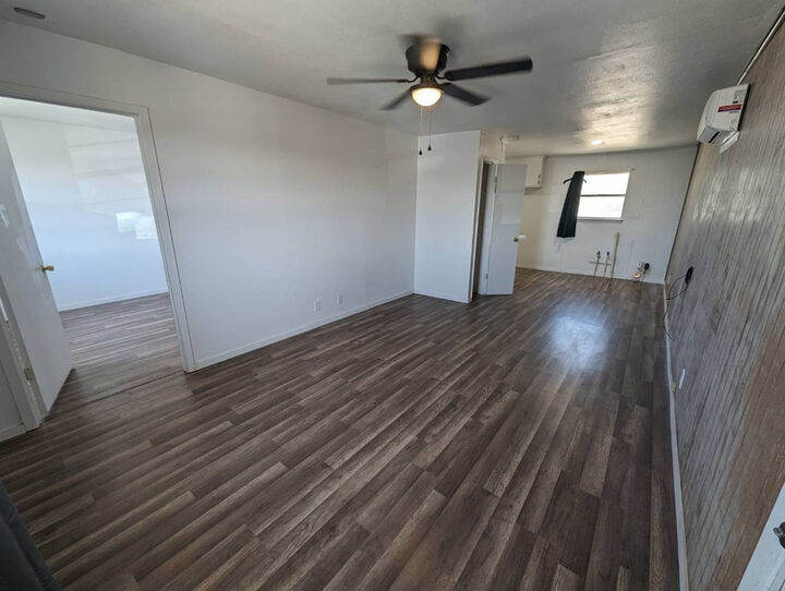 Property Photo:  610 Garden Street  TX 76951 