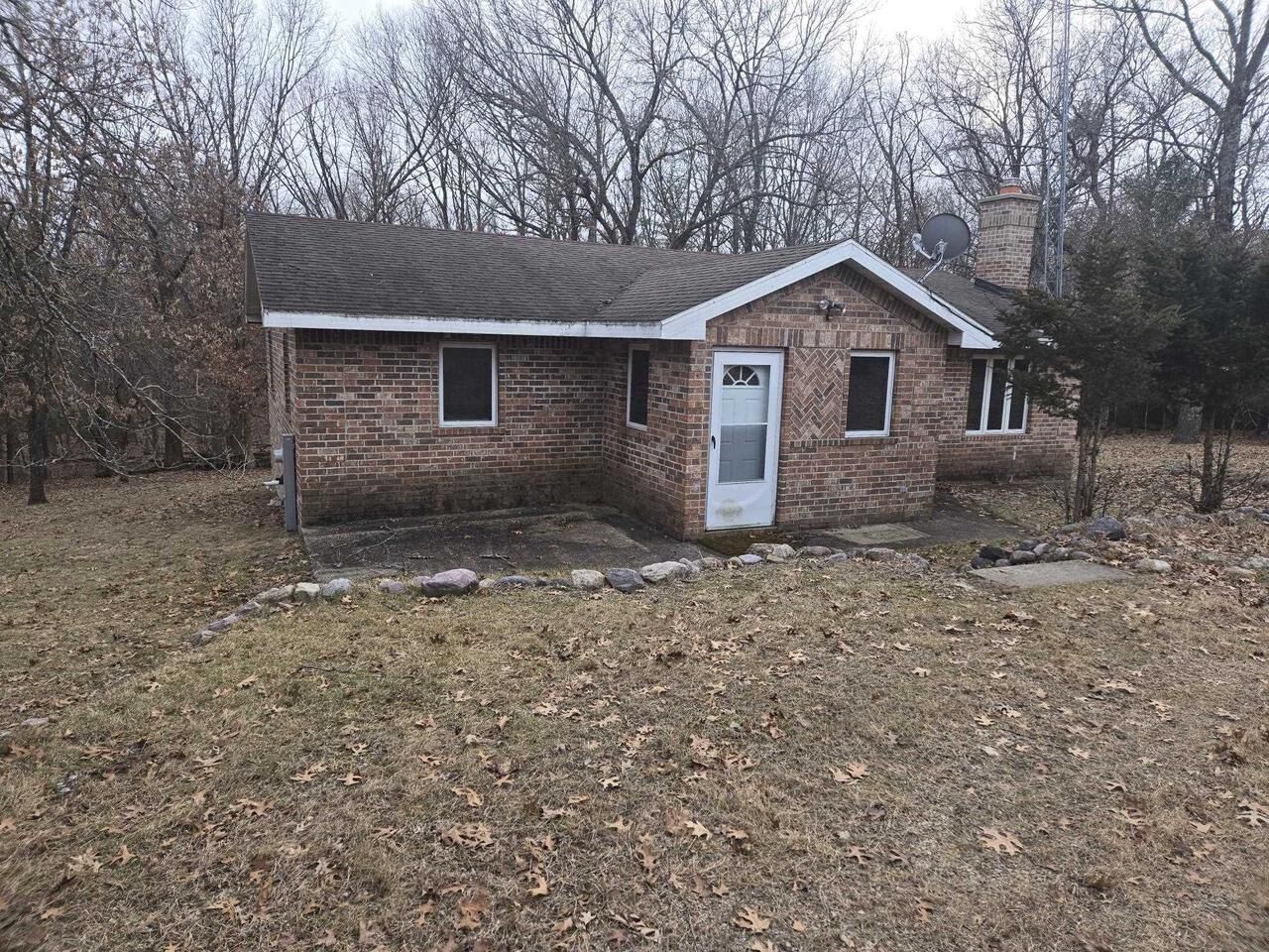 Property Photo:  1877 West 16th Avenue  WI 53934 