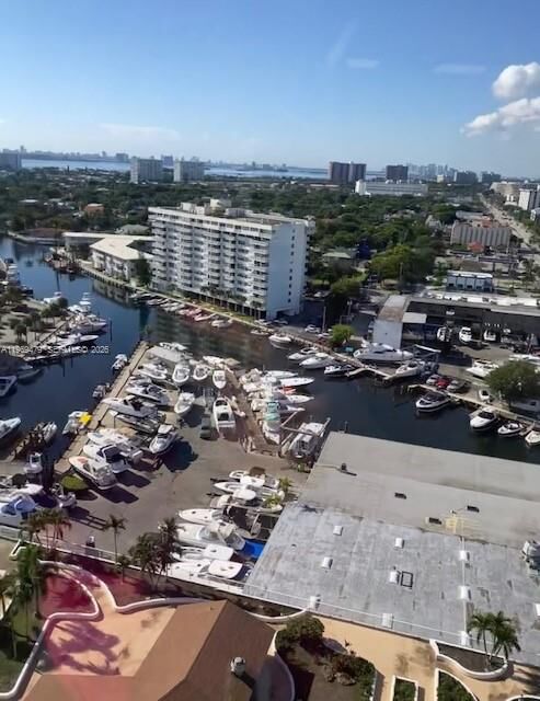 Property Photo: 13499 Biscayne Blvd 902 FL 33181