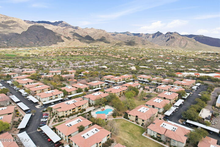 Property Photo: 5751 N Kolb Road 27204 AZ 85750