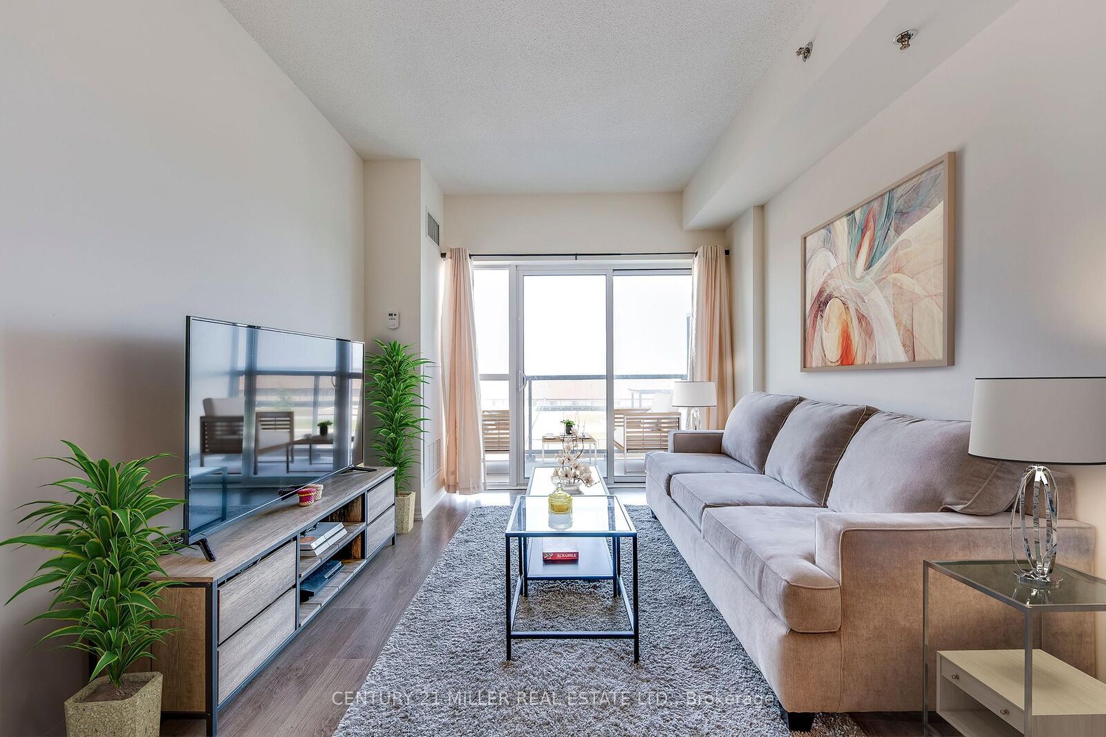 Property Photo: 560 North Service Road 303 ON L3M 0G3