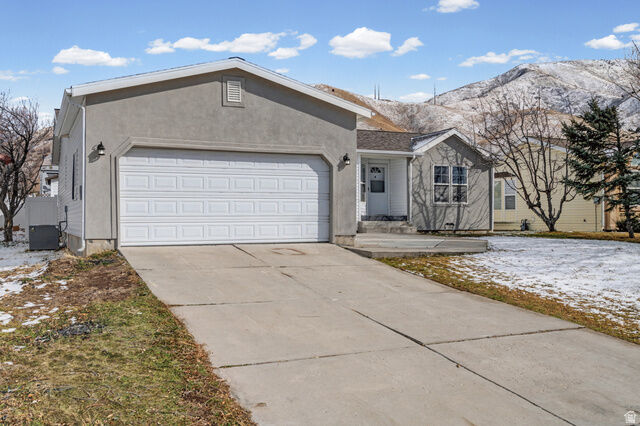 Property Photo:  1011 S 900 W  UT 84074 