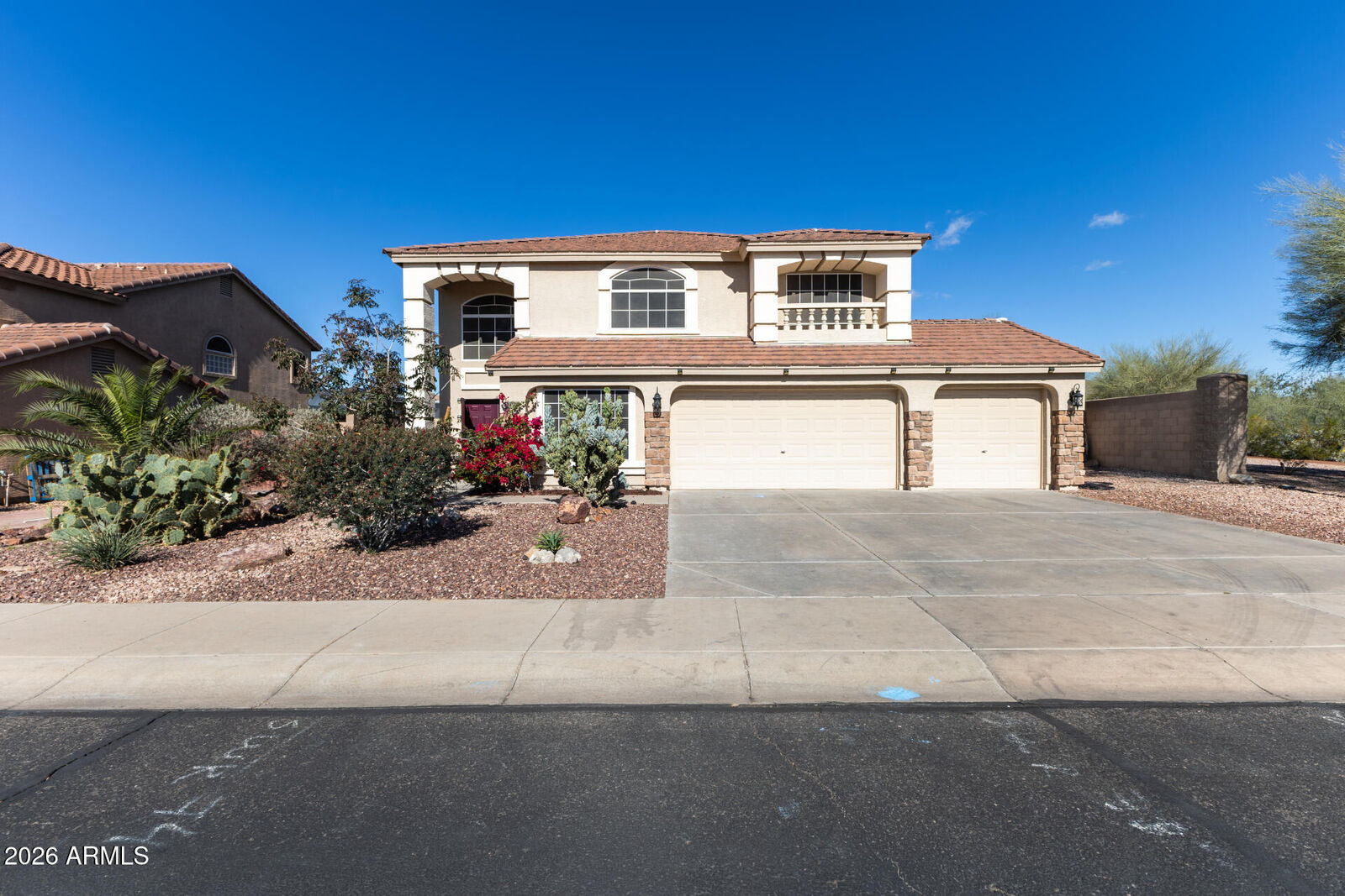 Property Photo:  22128 W Mesquite Drive  AZ 85326 