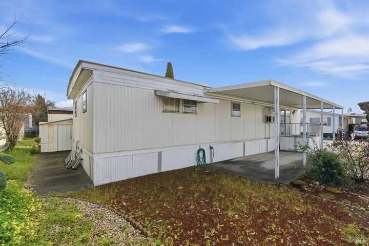 Property Photo: 305 Aileen Avenue CA 95407