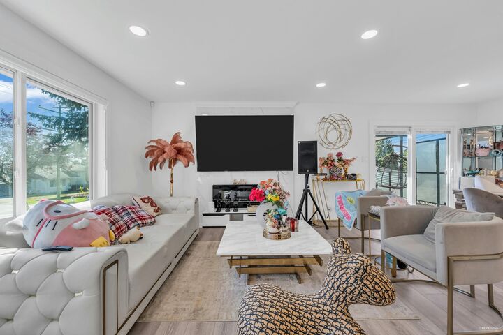 Property Photo: 8025 Borden Street BC V5P 3E6