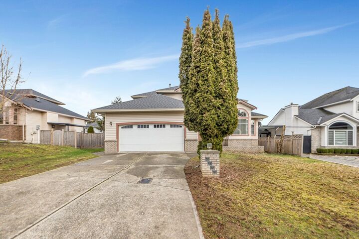 Property Photo: 3154 Kingfisher Drive BC V2T 5K5