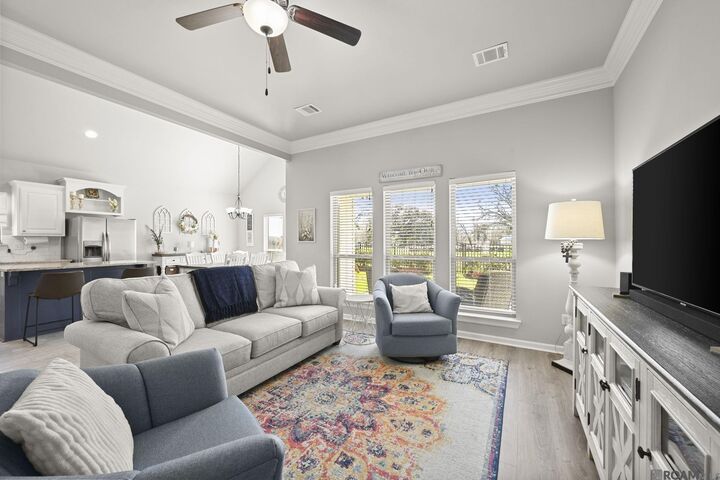 Property Photo: 37212 Meador Ln LA 70734