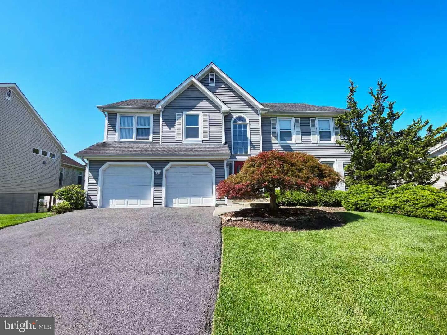 Property Photo:  14440 Stonebridge View Drive  MD 20878 