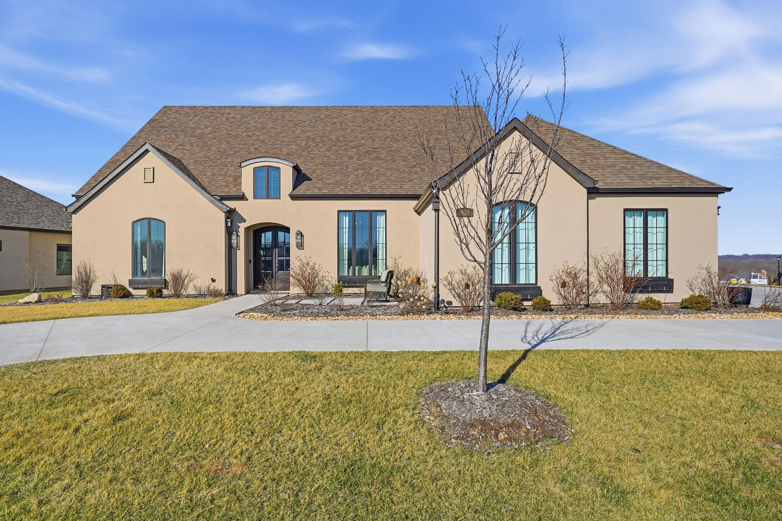 Property Photo: 2825 Rivington Dr MO 65203