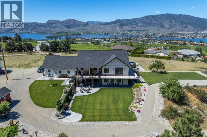 Property Photo: 2940 82nd Avenue BC V0H 1V6