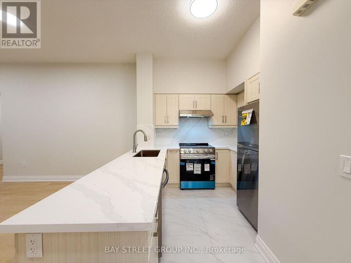 Property Photo:  1038 McNicoll Avenue 218  ON M1W 0A4 